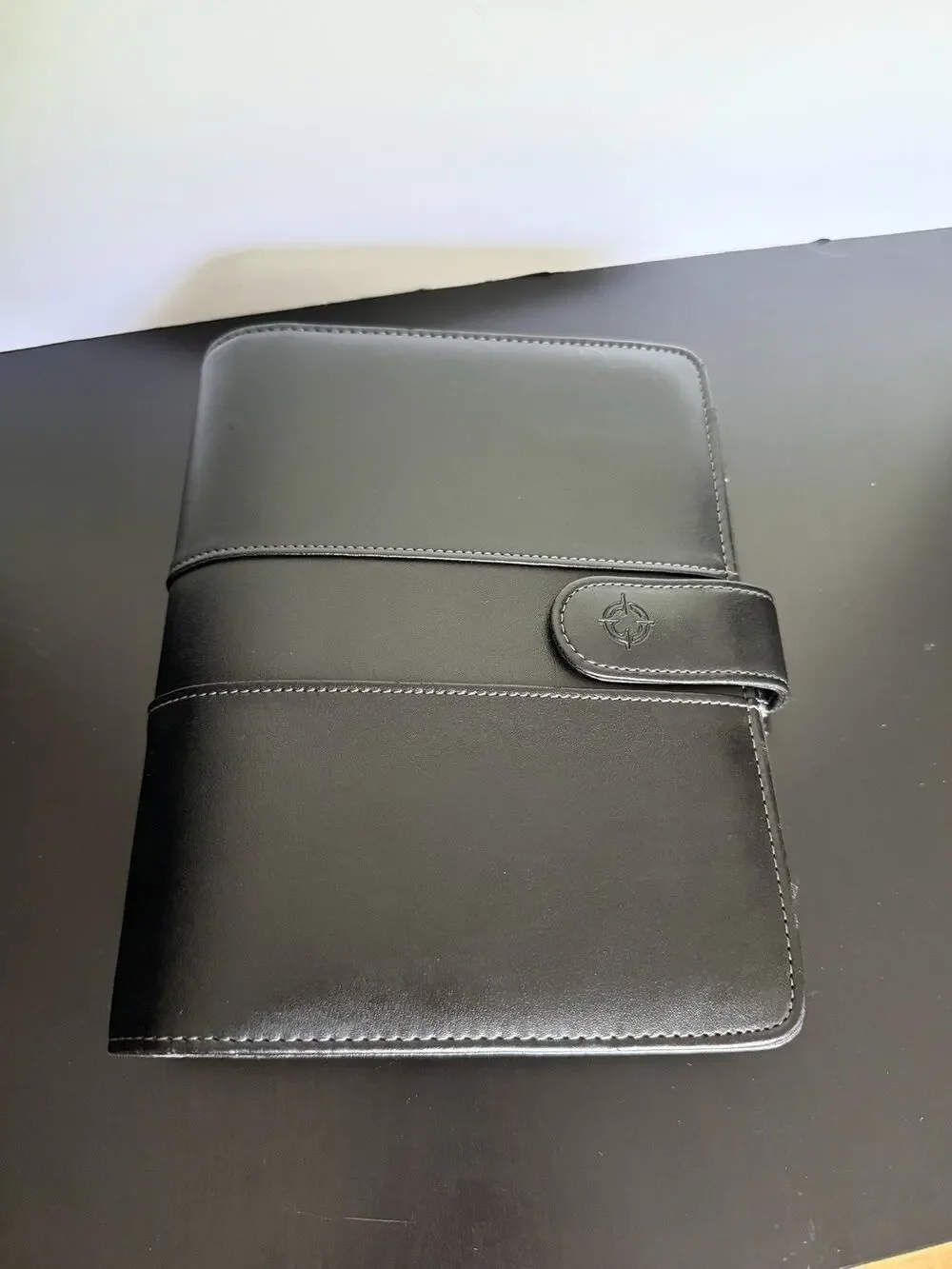 Franklin Covey Classic 7 ring Binder Snap Planner black Fits 5.5x8.5